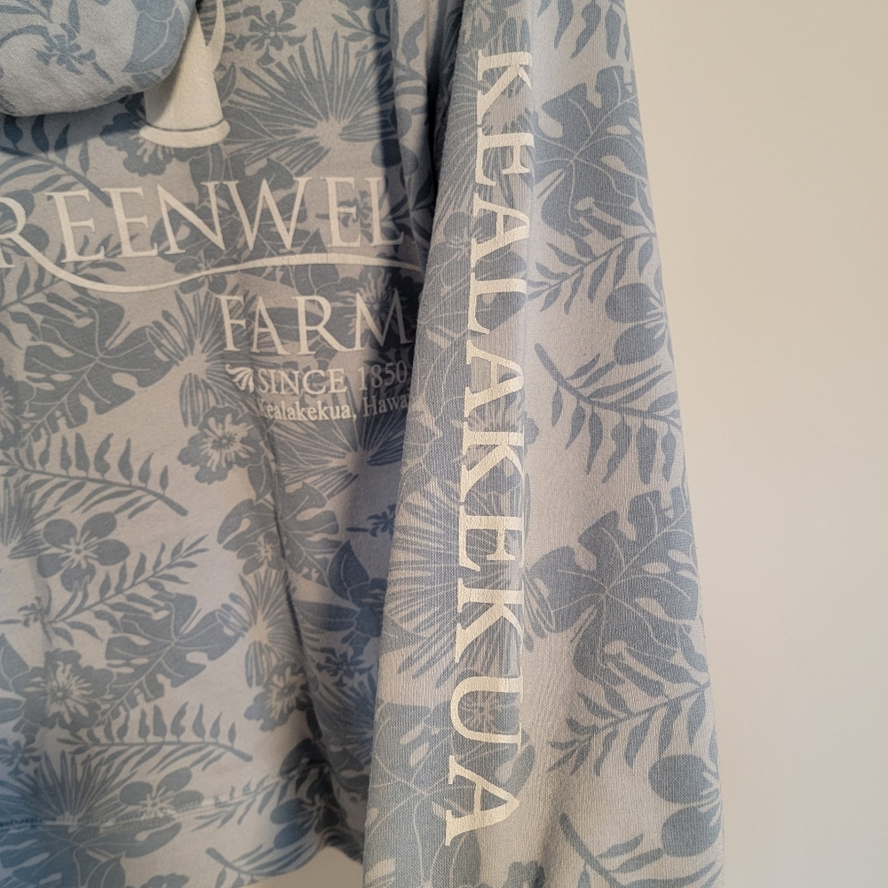 Floral Blue Super Soft Sweatshirt From Greenwell Farms Hawaii Large - Picture 2 of 4